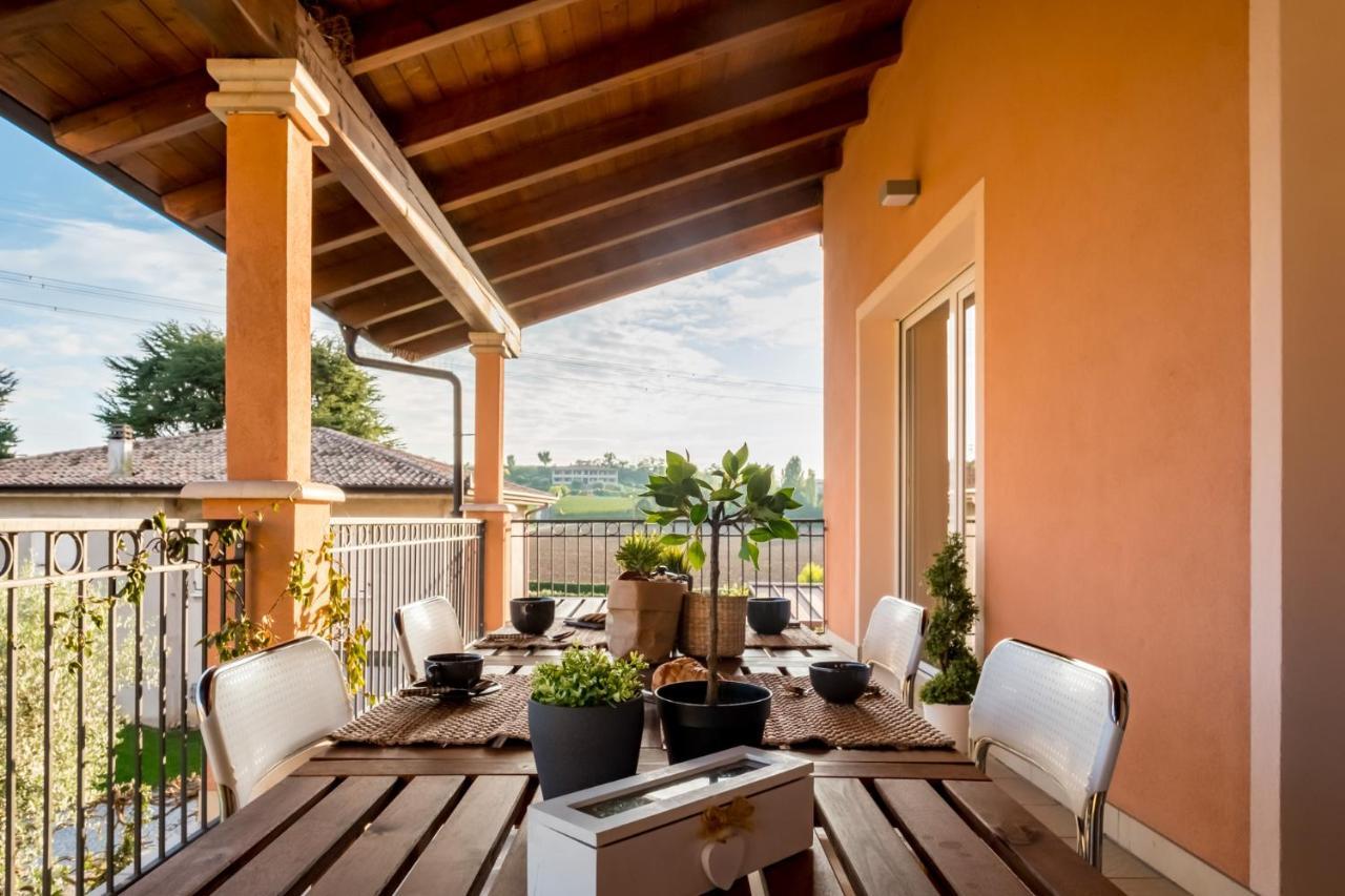 Residenza Oleandro Apartment Desenzano del Garda Luaran gambar