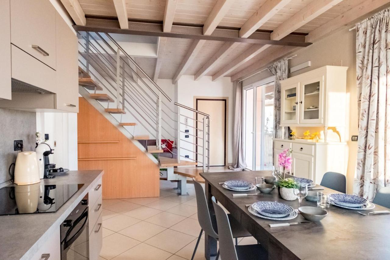 Residenza Oleandro Apartment Desenzano del Garda Luaran gambar